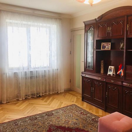 Apartment On Tigranyan 5 예레반 외부 사진